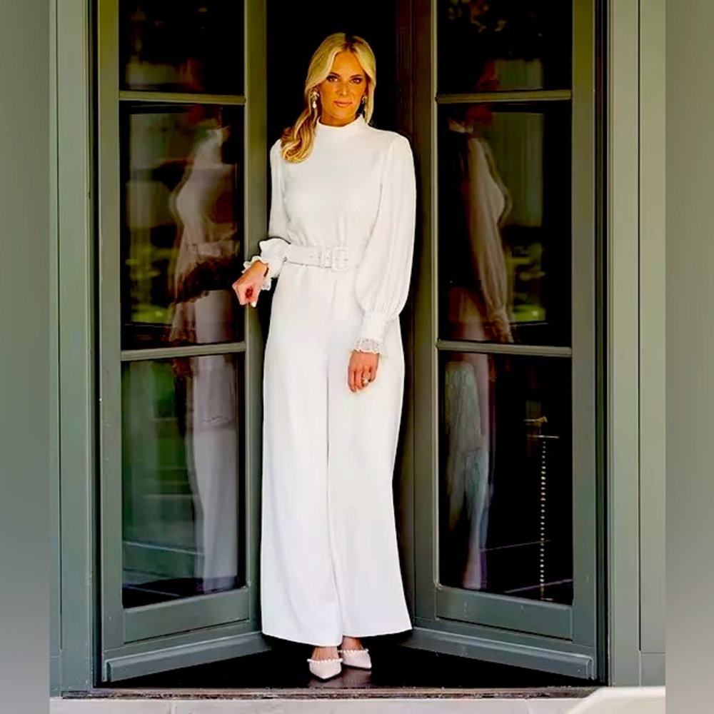 NWT Antonio Melani x Nicola Bathie Meredith Crepe Jumpsuit